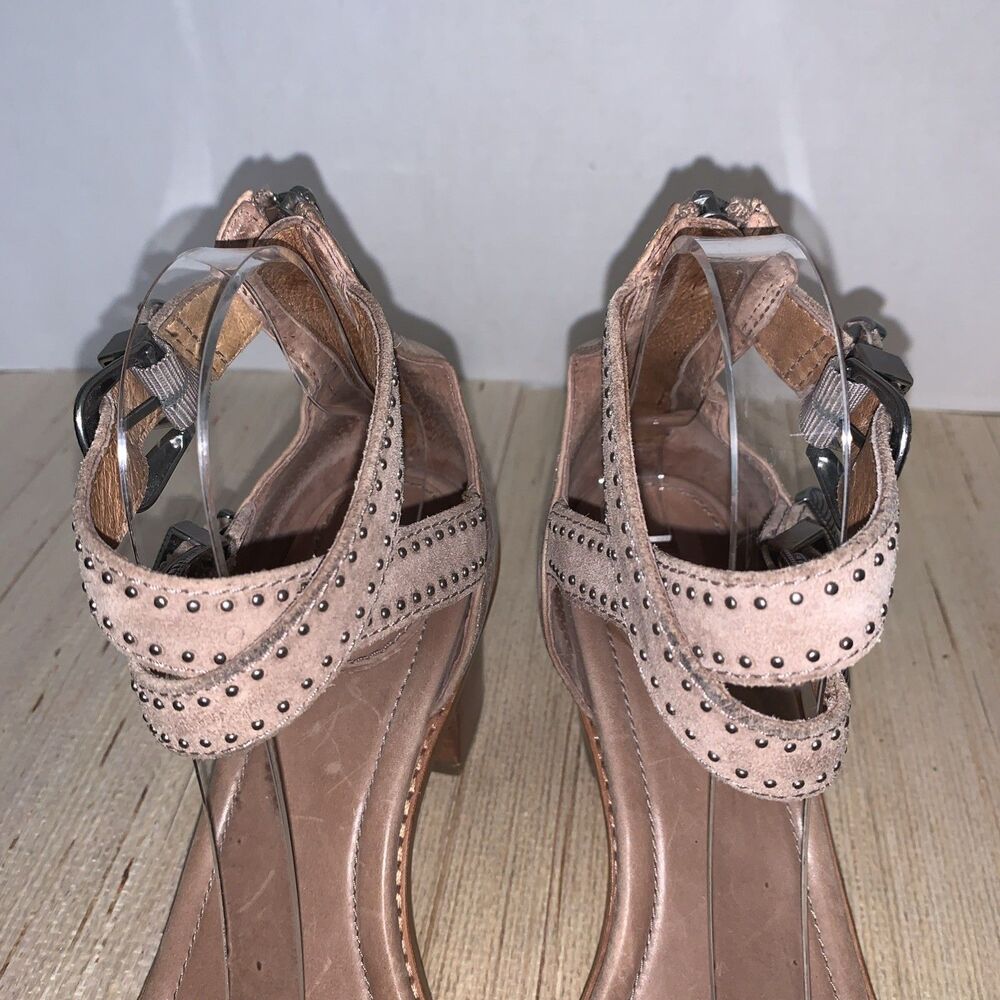 Frye Brielle Western Back-Zip Ankle Strap Beige Suede Studded Heels Women’s 8M - Picture 5 of 16